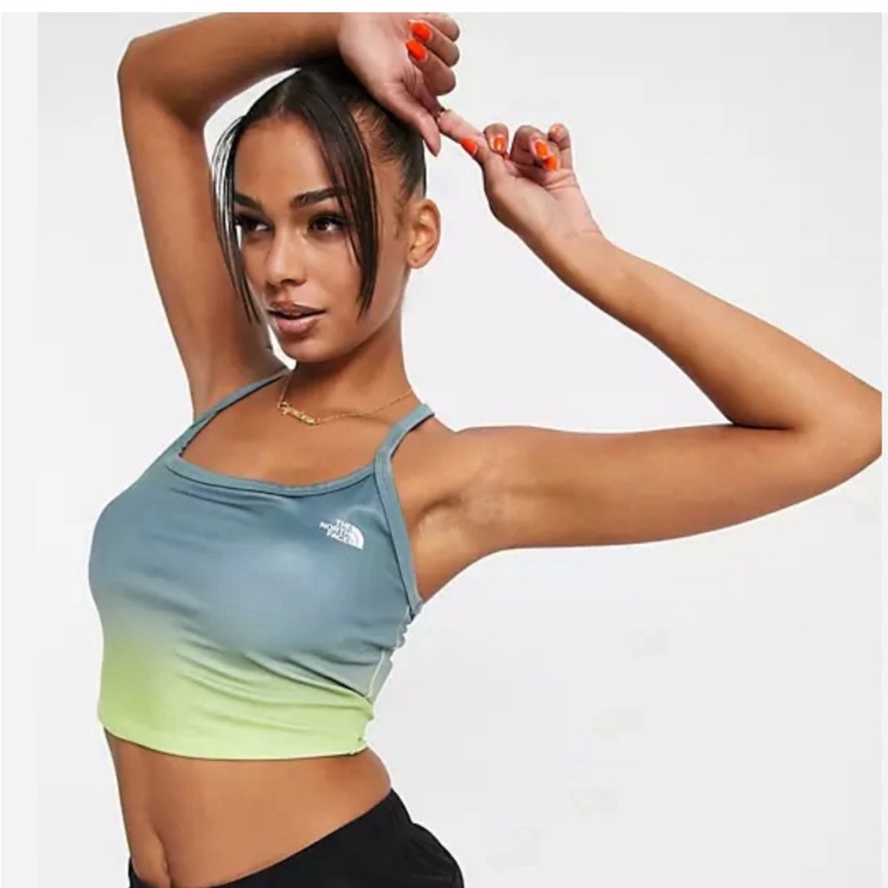 NWT The North Face Women's Dune Sky Tanklette Active Tank - Picture 2 of 3